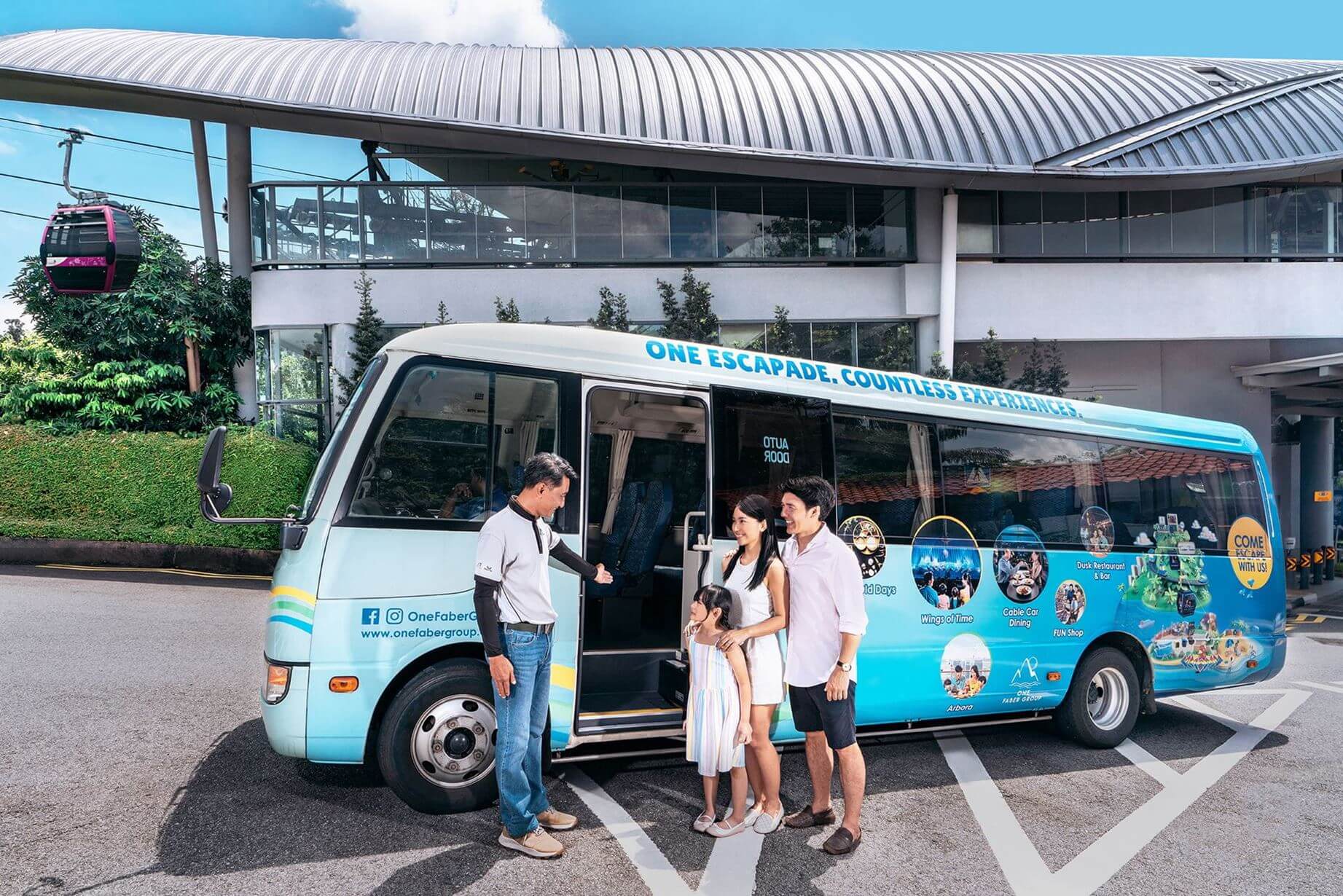 Tour xe bus tham quan toàn đảo Sentosa
