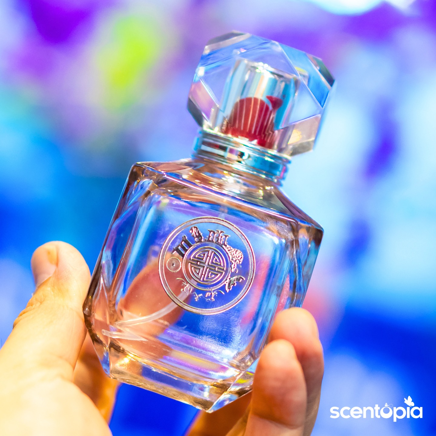 Scentopia_perfume bottle